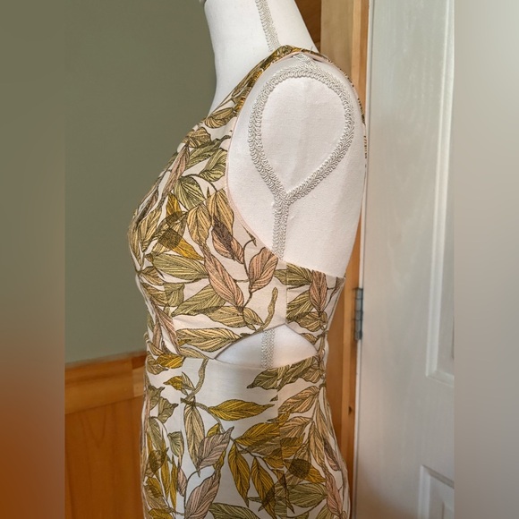 Gianni Bini Beckham Cutout Sheath Dress Size XS Jacquard Floral Fabric With Slit - Picture 4 of 14